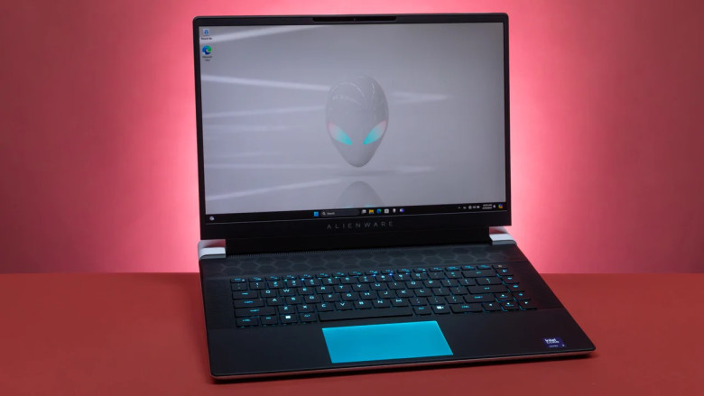 Alienware x16 R2