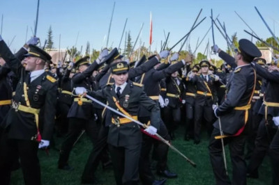 Kara Harp Okulu’nda İhraç Edilen Teğmenler ve Ebru Eroğlu’nun Durumu