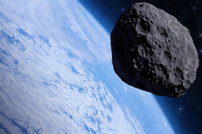 Astronomlar, Dünya’nın yörüngesinde dolanan yeni bir yarı-uydu keşfetti: 2025 PN7. Bu küçük asteroit 1960’lardan beri bizimle olabilir.